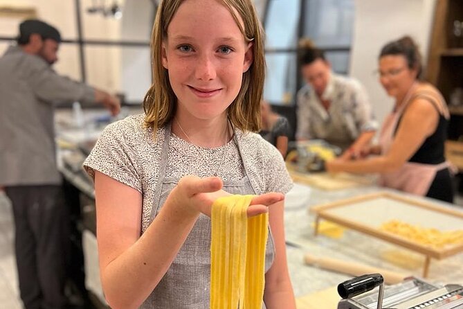 Super Fun Pasta & Gelato Class by Vatican with Wine + Oil Tasting - A good choice for children and first-time cooks