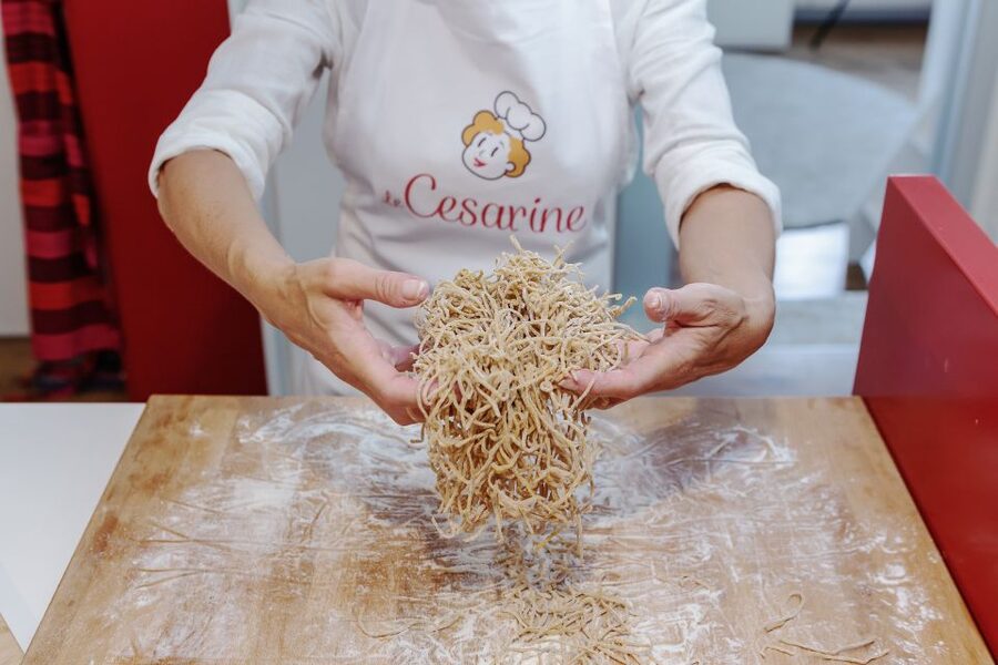 Taormina: Pasta & Tiramisu Cooking Class at a Local's Home - Key points to know before booking