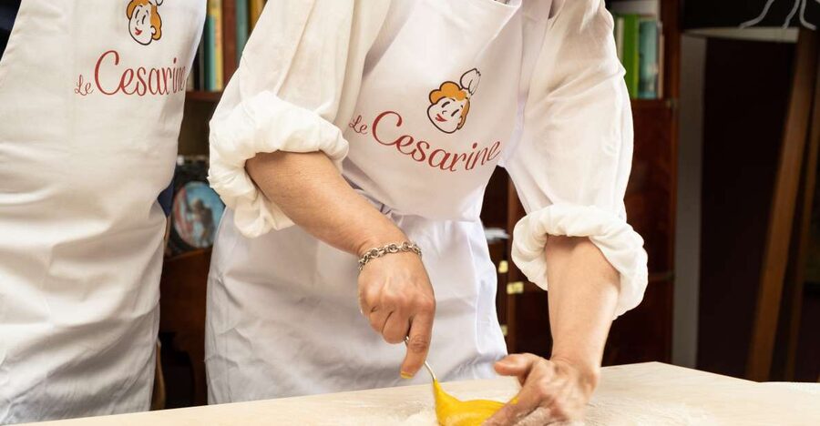 Taormina: Pasta & Tiramisu Cooking Class at a Local's Home - Starting with aperitivo in a Taormina home