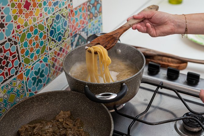 Traditional Tuscan Pasta & Tiramisu Masterclass in Arezzo - Starting with an Italian Aperitivo