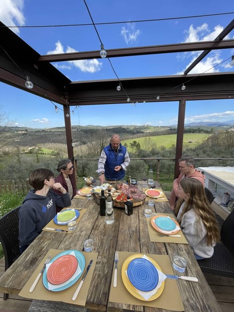 Truffle hunting in Chianti with pasta cooking class & lunch - Timing, transport, and what to wear