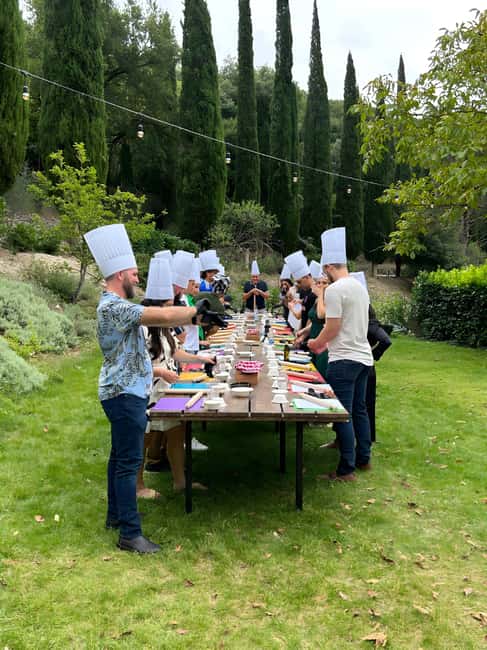 Valnerina/Pasta cooking class in a 12th century location - Cooking pasta inside a Valnerina abbey