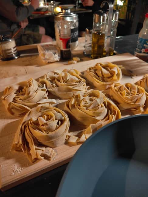 Vatican Pasta Class with wine and tiramisù - A group tiramisu lesson with an individual dessert