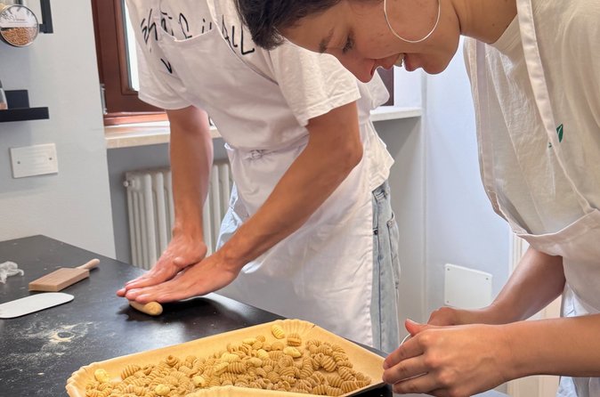 Vegan Pasta in Verona in a family home Kitchen - A Verona pasta class built around the kitchen table