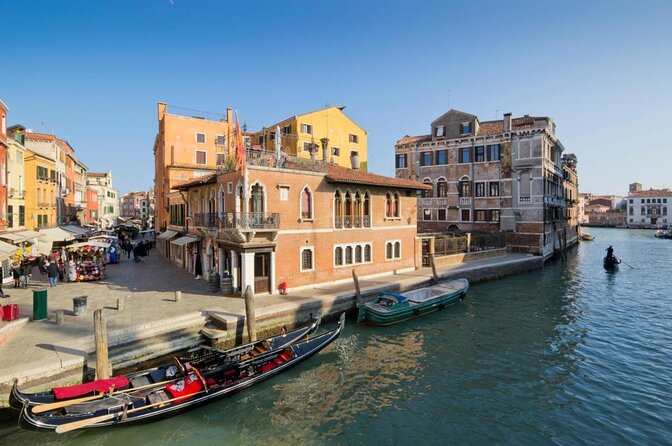 Venice: Jewish Ghetto & Cannaregio Area Food Tour: Pasta Wine Gelato and More! - Wine, Venetian spritz, and gelato