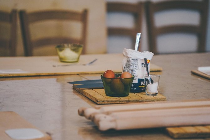 Verona: Italian Cooking Class with Pasta, Risotto and Tiramisù - Starting with a Verona welcome at 10 a.m.