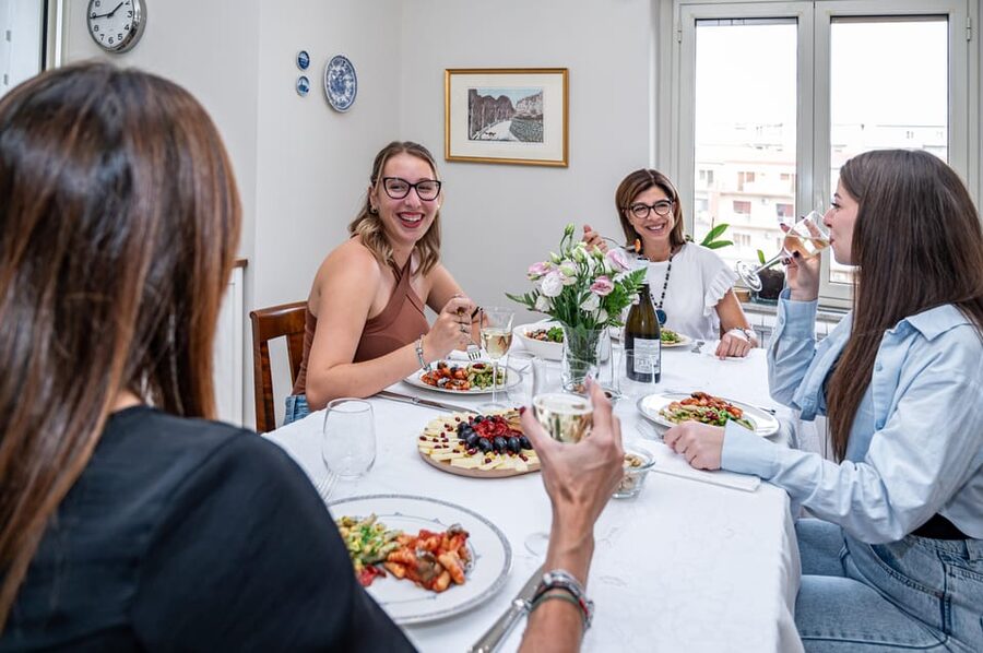Verona: Prosecco and Pasta Making Class at a Local's Home - Best timing for your Verona plans