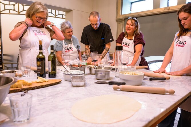 VIP Cooking Class with Carbonara, Pesto Making, Lasagna & Cannoli - Why the market visit makes the Florence class better