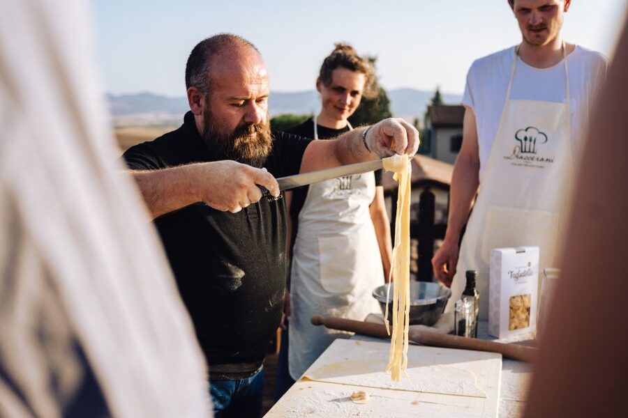 Volterra: Fresh Pasta Cooking Class at a Tuscan Farmhouse - Booking flexibility and practical timing
